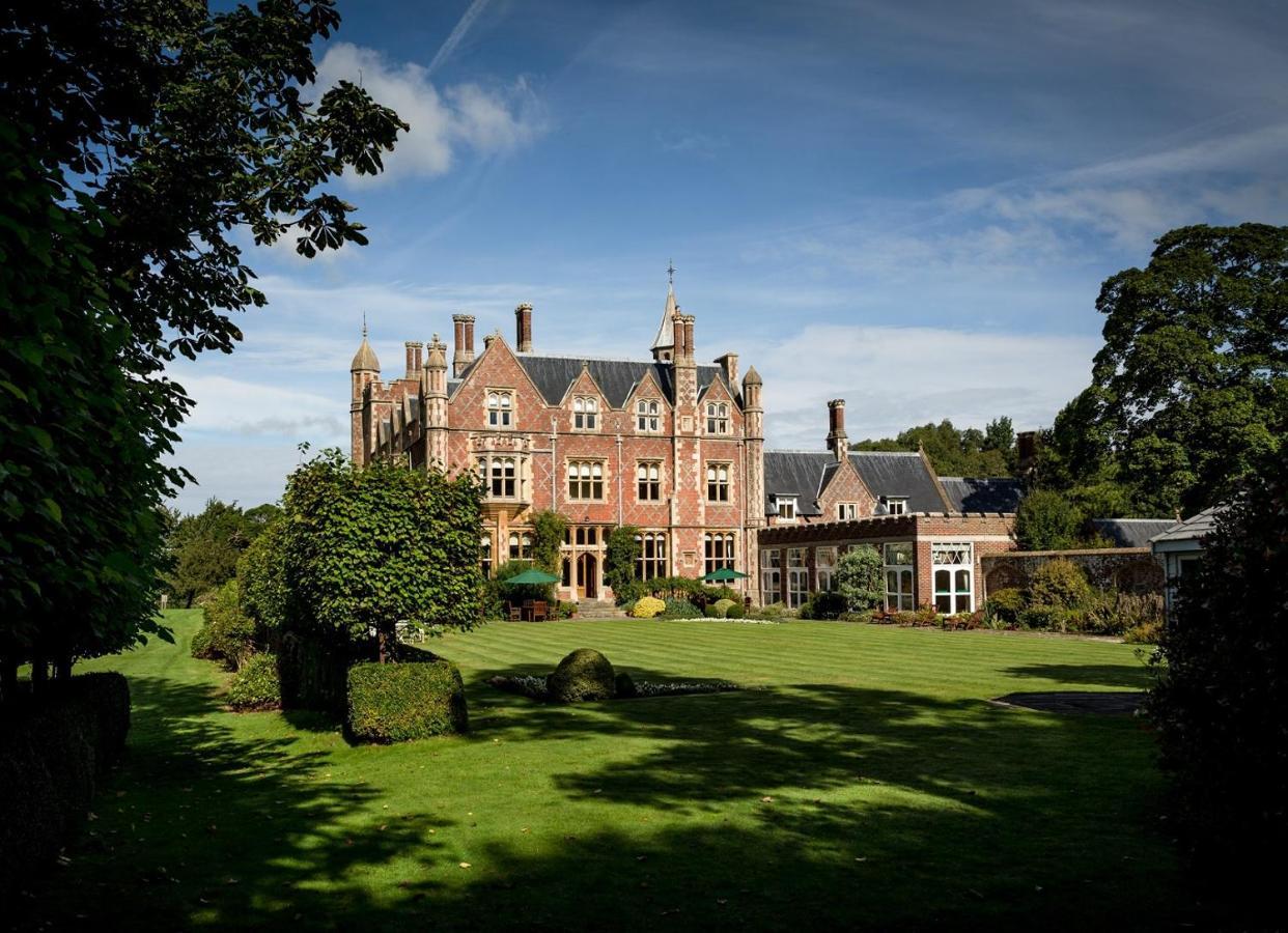 Horsted Place Hotel Uckfield Exterior foto